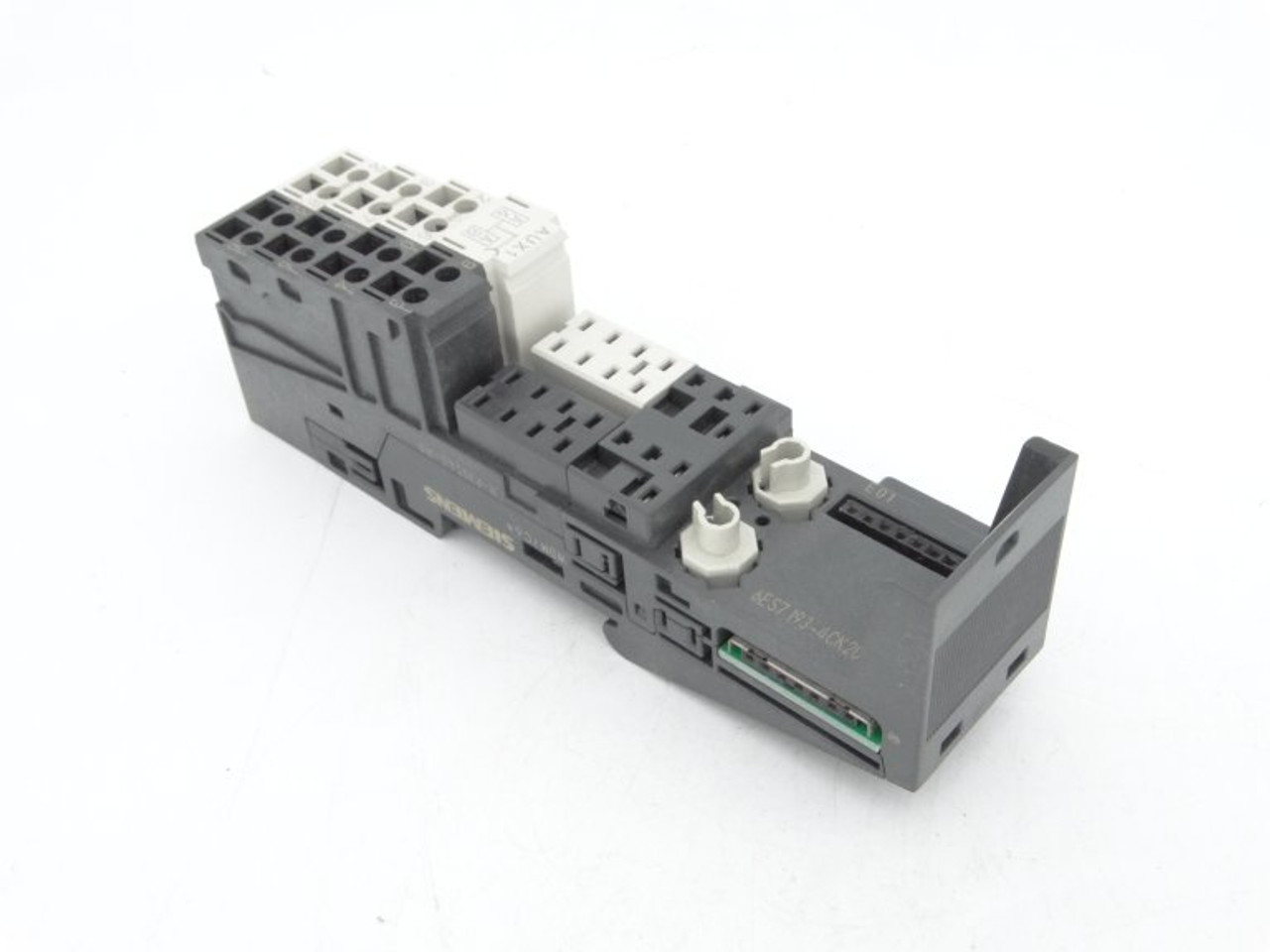 Embase Siemens S7 300 ET200S Référence 6ES7193 4CK20 0AA0 Siemens