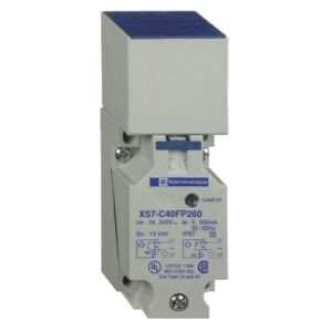 Capteur inductif Schneider XS7 40x40x117 Sn15mm 24-240VAC